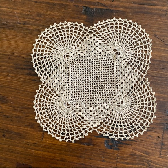 Vintage Lace Crochet Doily Cream Off White Beige Doilie Cottagecore set of Two - Picture 2 of 8